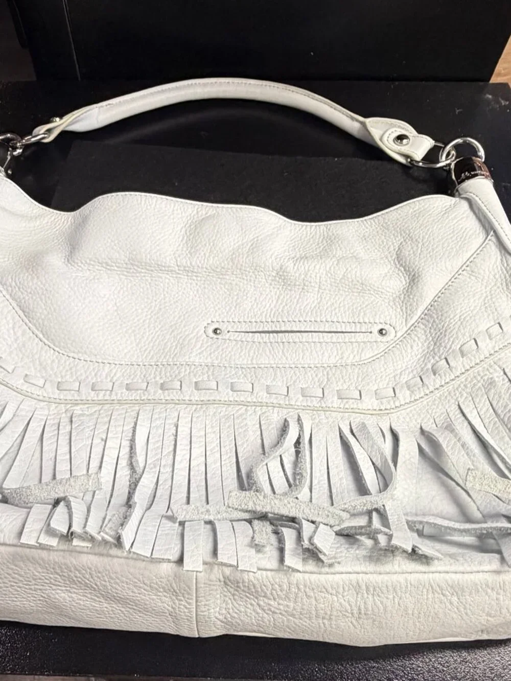 B. Makowsky White Leather Fringe Hobo Shoulder Bag Leopard Lining